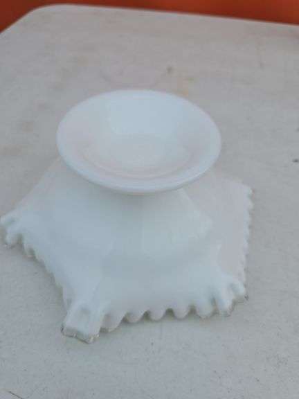 FENTON SILVER CREST FOOTED BOWL