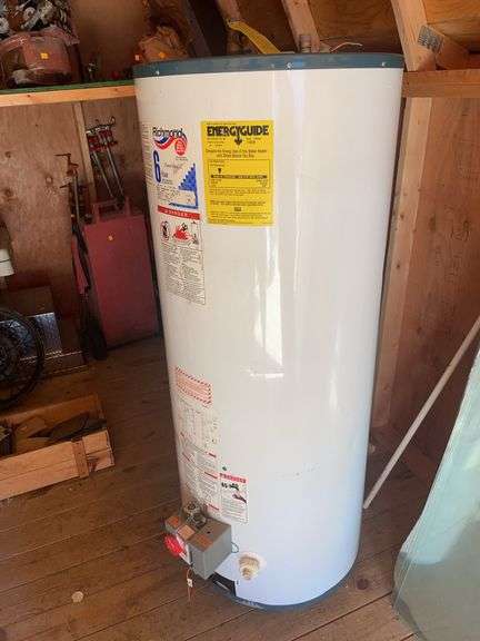 Richmond powervent2 hot water heater