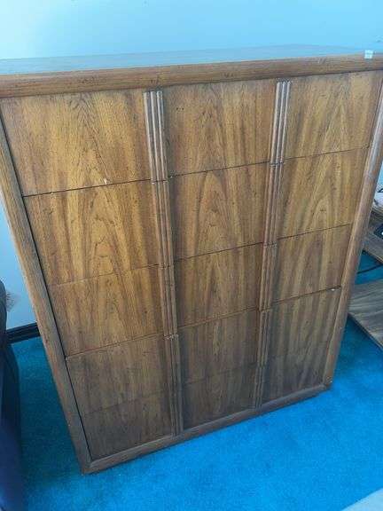 Henredon Fine Furniture Wooden 5 Drawer Chest of Drawers