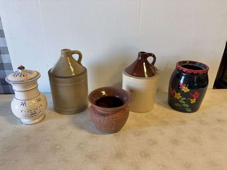 (5) pottery/ceramic vases and jugs