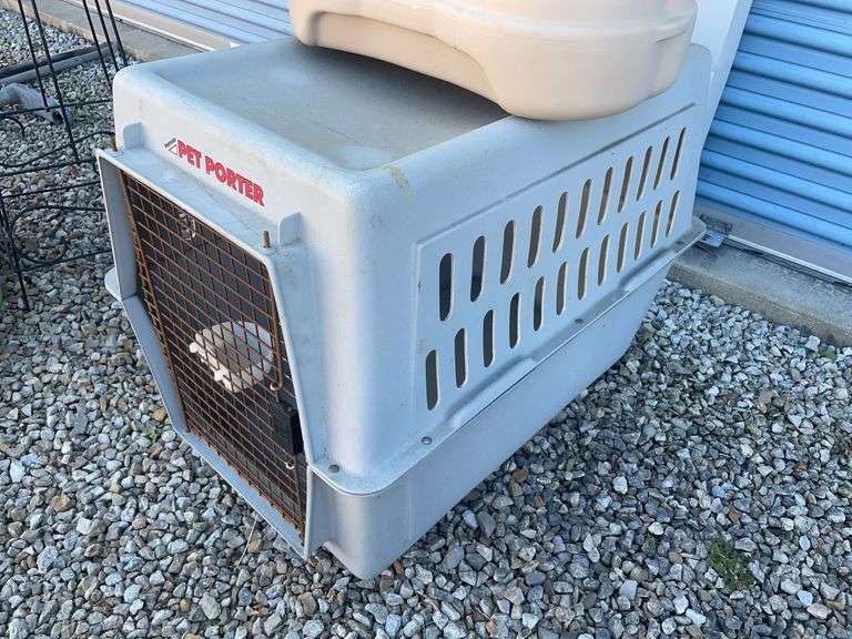 Pet Porter dog kennel and Pet Zone dog food & water dishes