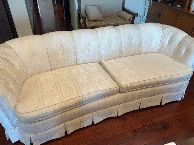 Key City White Decorative Sofa