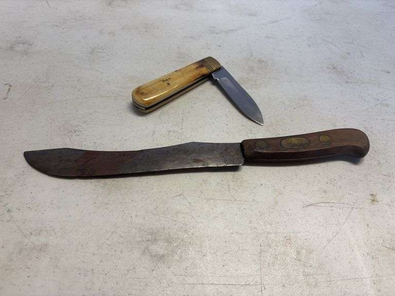 2 Knives