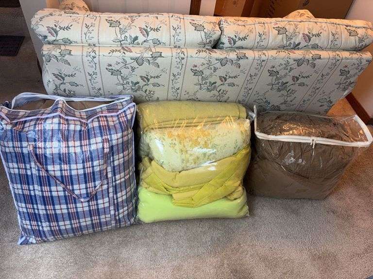 Sheets , Blankets, Pillows
