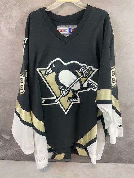 Sidney Crosby black/gold XL hockey jersey