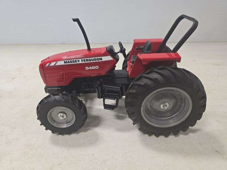 SCALE MODELS MASSEY FERGUSON 5460 1/16 SCALE TOY TRACTOR