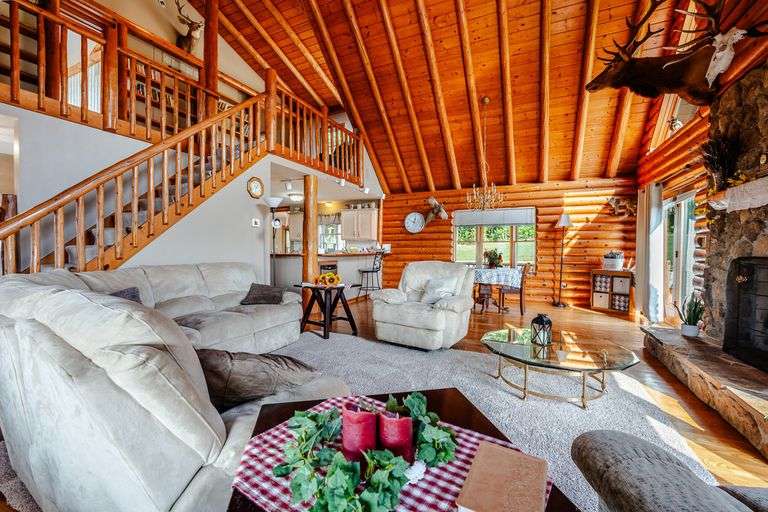 Lodge on 12 Acres with a Million Dollar View, Sold $533,500