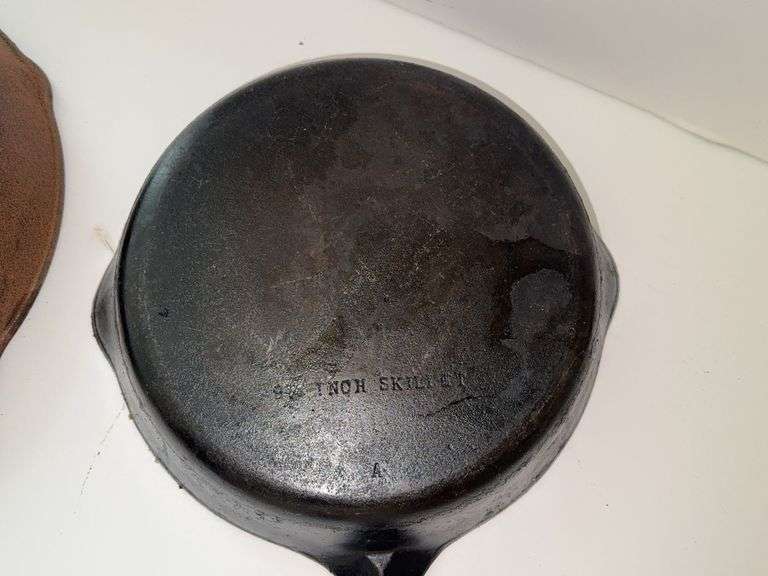 (3) Cast Iron Skillets