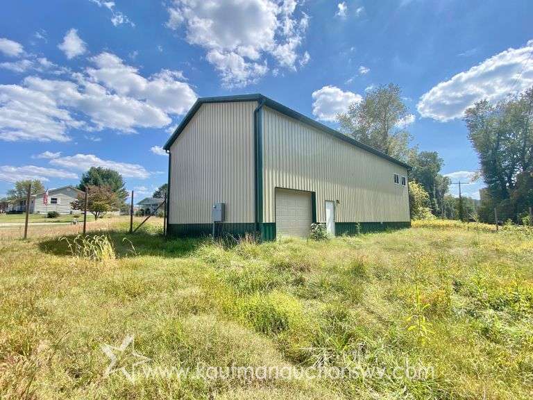 3800 Sq. Ft. Versatile Building, Commercial & Residential Opportunity (Sold $94,600)