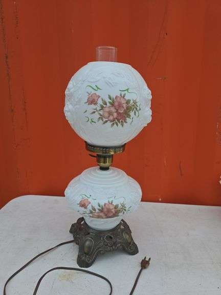 FENTON GONE WITH THE WIND HURRICANE LAMP HAND PAINTED