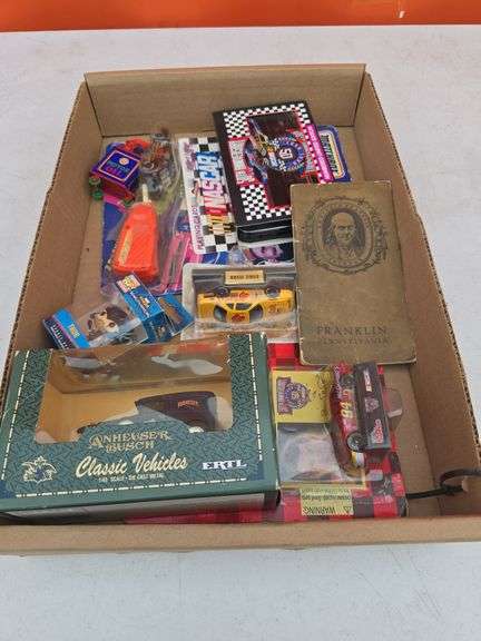LOT OF TOYS AND MISC