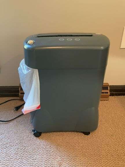 Royal Cross Cut Paper Shredder