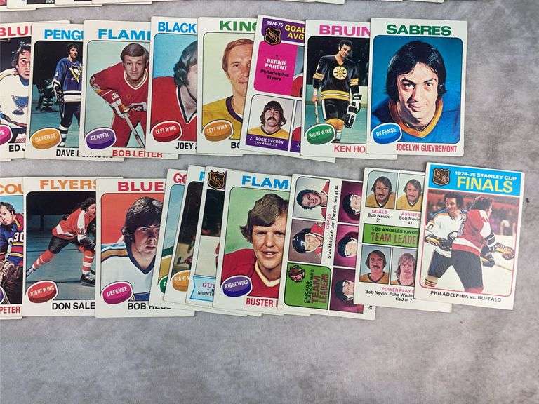 1975-1976 Topps Hockey, no duplicates, lot of 60 w/Stars