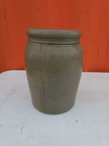 NICE EARLY CROCK GOOD CONDITION