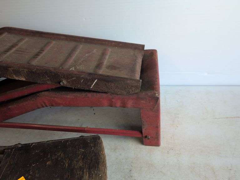 (2) metal ramps and antique piece