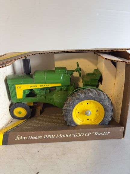 John Deere 1958 model "630 LP" diecast tractor - 1/16 scale, dirty