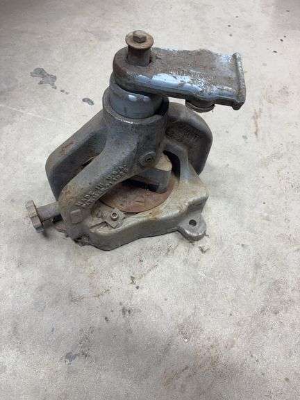 Whitney Metal Angle Iron Notcher