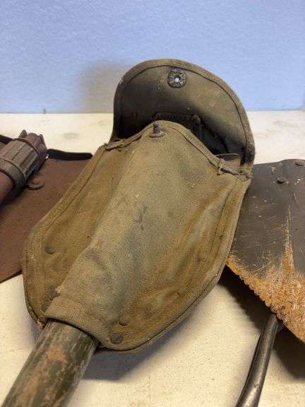 3 Army Shovels