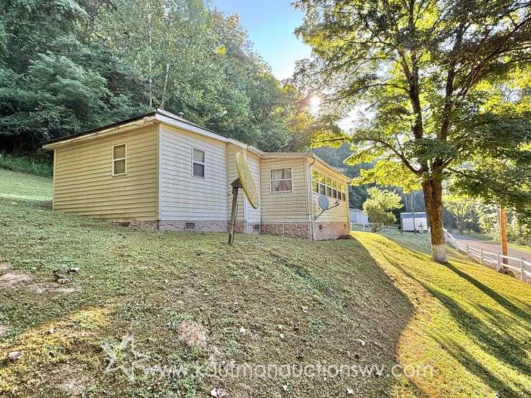 20+/- Acre Doddridge County WV Home & Land