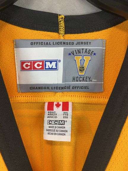 Mario Lemieux vintage Hockey jersey  Pittsburg Penguins, gold/black XXX large