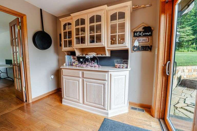 Lodge on 12 Acres with a Million Dollar View, Sold $533,500