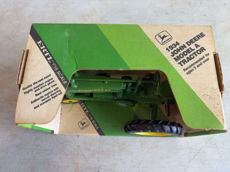 John Deere 1934 Model A diecast model tractor - 1/16 scale, dirty