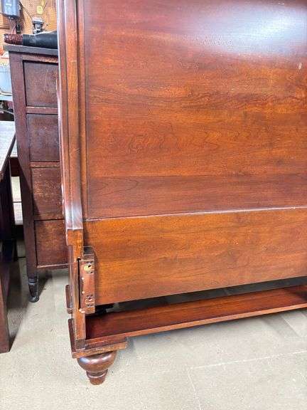 King Sized Bed Frame ( no rails )