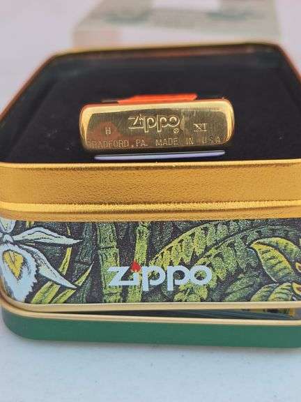 1995 ZIPPO HIDDEN ANIMALS LIGHTER IN TIN BOX NEW