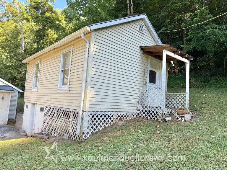 20+/- Acre Doddridge County WV Home & Land
