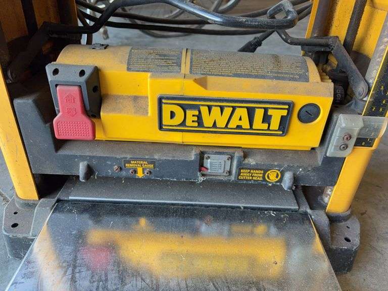 DeWalt 12.5" thickness planer - as is