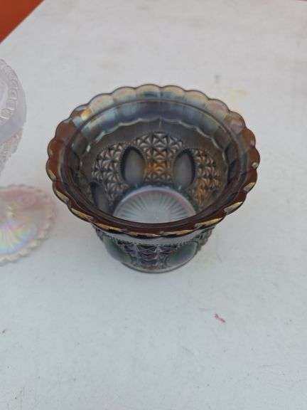 LOT OF 2 GLASS IMPERIAL PIECES