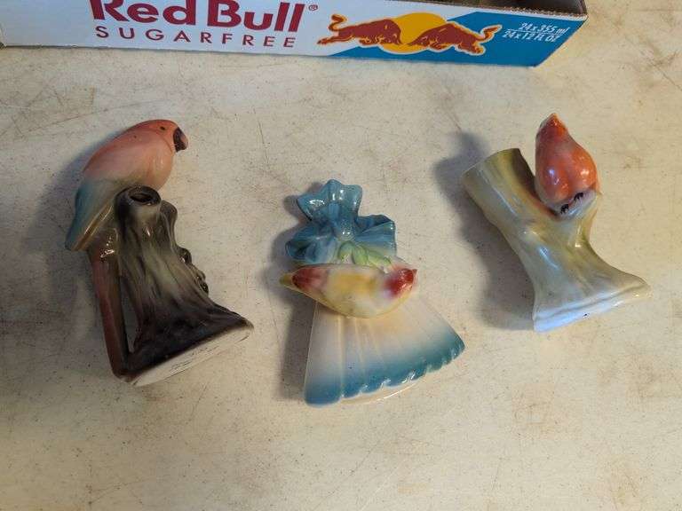 Roseville pottery piece with crack, other pottery, and decor