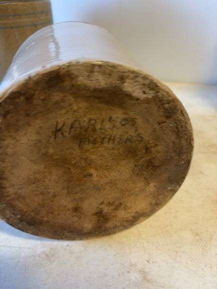 (5) pottery/ceramic vases and jugs