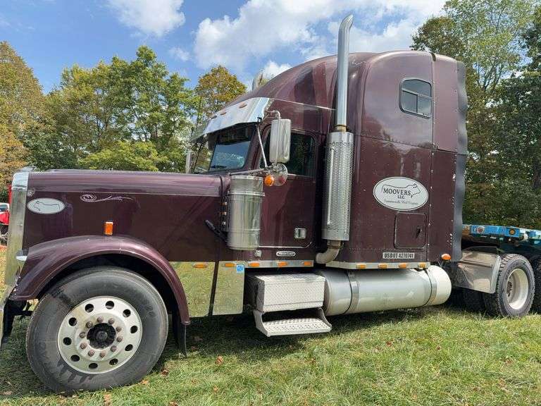 1999 Freightliner Semi Tractor, Have Title Vin# 1FUPCXYB5XLA14503