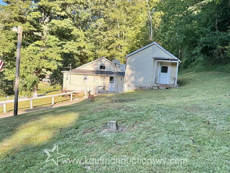 20+/- Acre Doddridge County WV Home & Land