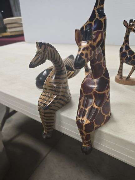 LOT OF WOODEN GIRAFFE AND ZEBRA FIGURINES