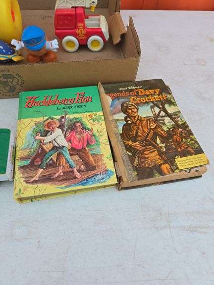 LOT OF TOYS AND BOOKS