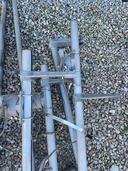 Parking meter stands and (4) legs