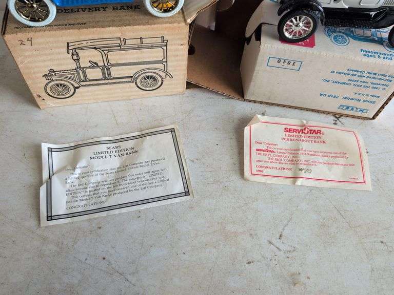 Ertl 1913 Model T delivery bank and ServiStar 1918 runabout bank