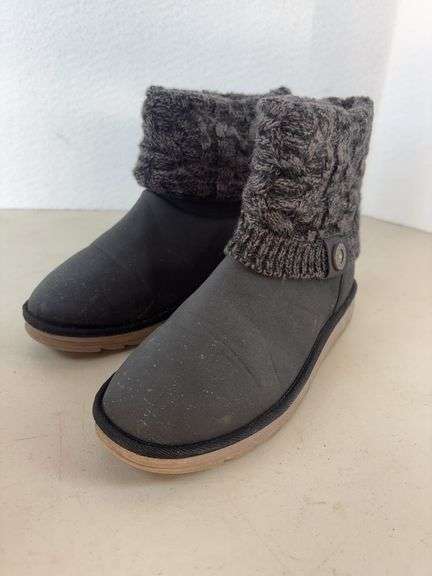 Mikluks Size 8 Boots