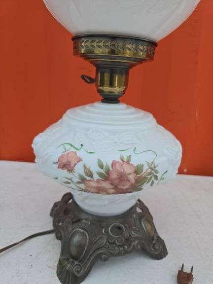 FENTON GONE WITH THE WIND HURRICANE LAMP HAND PAINTED