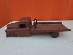 EARLY STRUTCO METAL TOY TRUCK