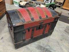 Vintage chest - 36.5" wide, 20" deep, and 24" tall