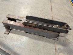 (2) metal pieces - part of wood lathe