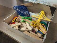 Sesame Street toy building blocks - roads and bridges