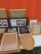 LOT OF PICTURE FRAMES