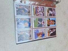 BINDER WITH BASEBALL CARDS