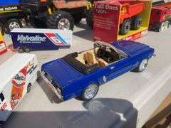 Box of toy cars/ trucks