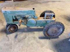 John Deere pedal tractor - missing seat and steering wheel