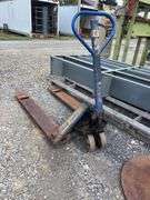 Blue Giant Fork Pallet Jack(works)